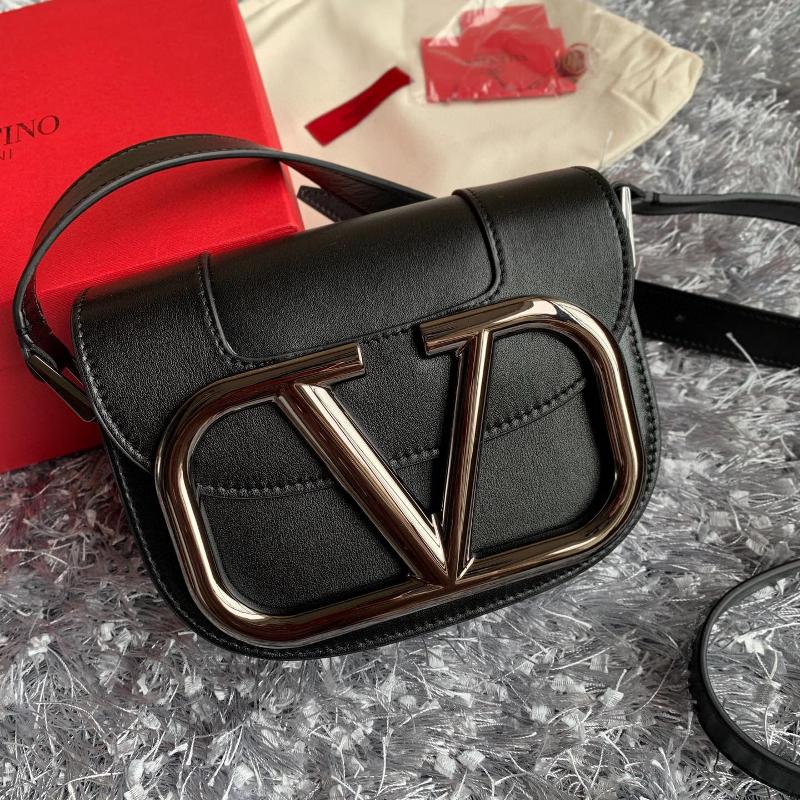 Valentino Shoulder Tote Bags VA0109 Plain grain gun buckle black